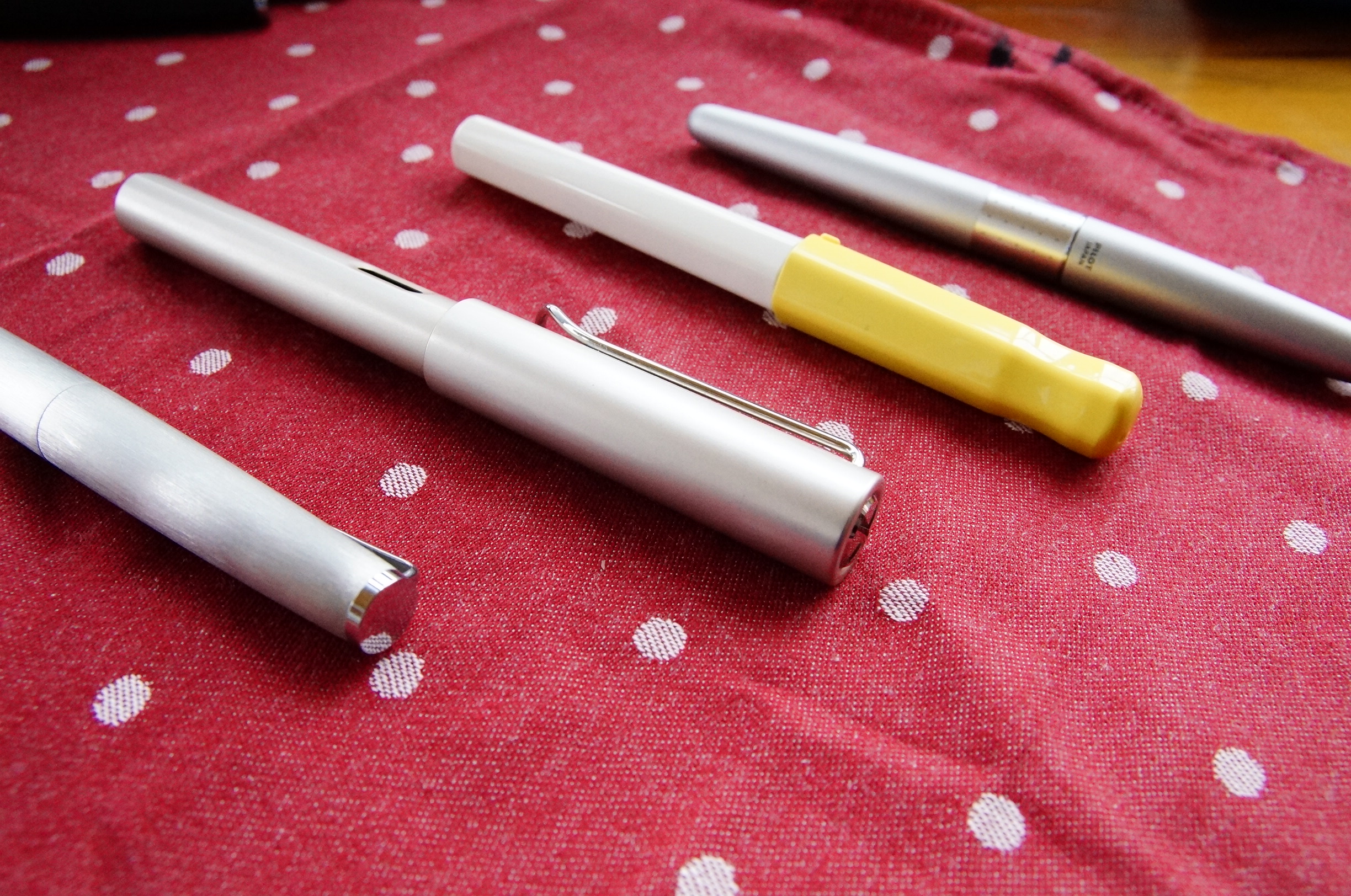 200元钢笔测评最值得入手的钢笔,评测20款入门级钢笔