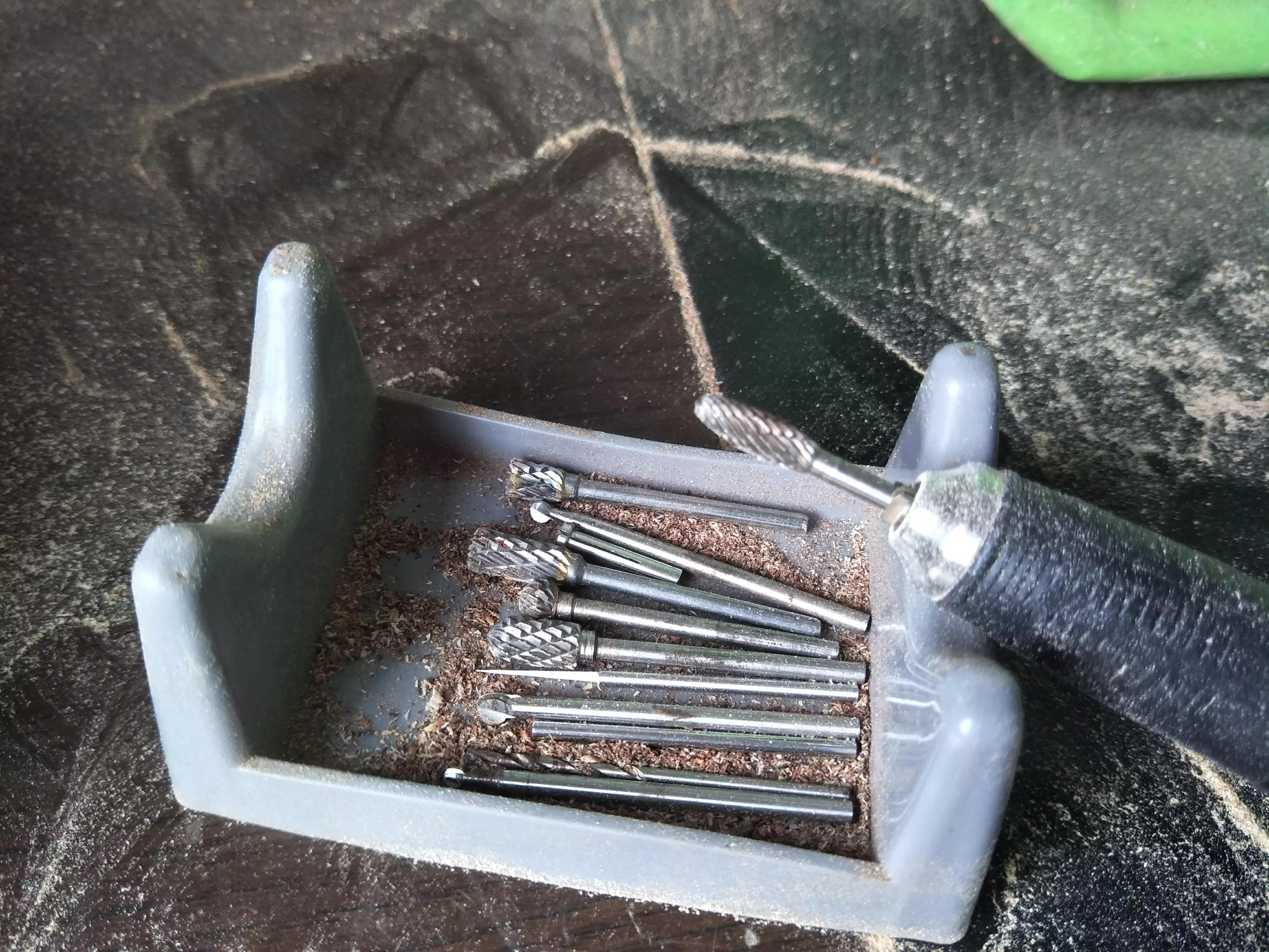 想玩木头没有工具,家庭用木头工具