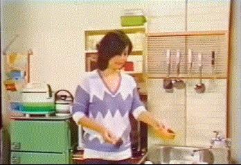 悲情歌后邓丽君的恋爱史,邓丽君去世后她的男友生活怎样