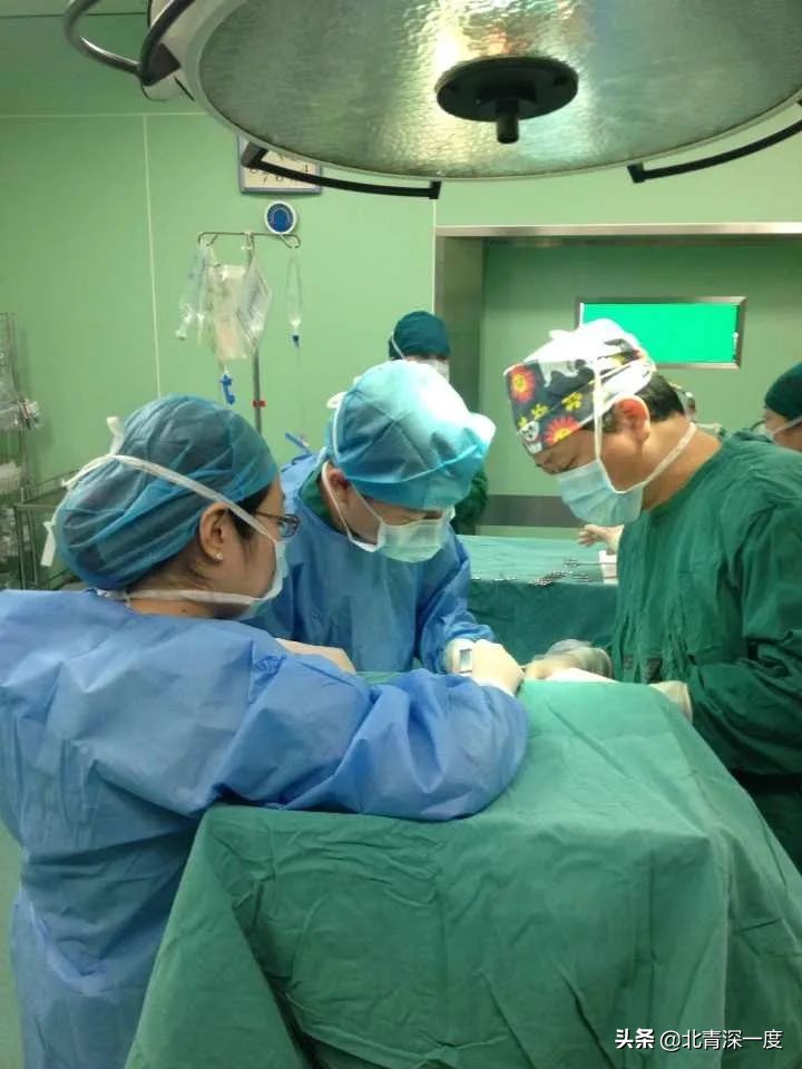 抗疫中医生感染牺牲的视频,抗疫中医护人员感染牺牲