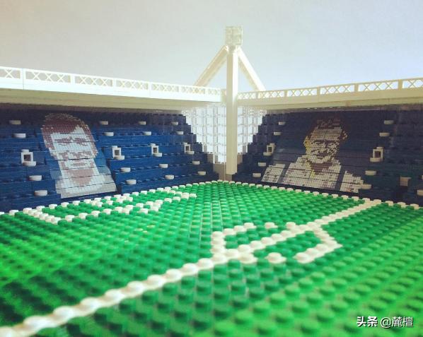 乐高曼联老特拉福德足球场,用积木拼足球球场