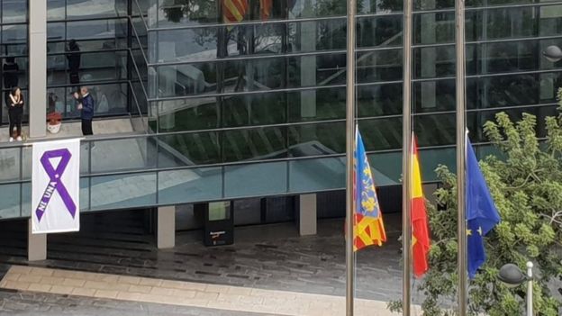 欧洲封城令之下的隐秘问题——家庭*力暴**