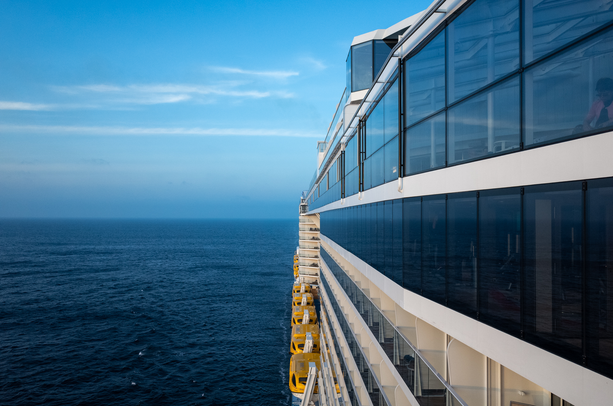 适合老年人乘坐的邮轮,70岁的老人完全可以乘邮轮旅行