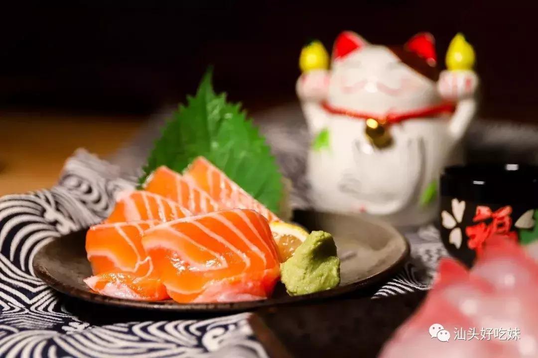 5折开吃！穿和服吃日料の居酒屋，一进门就回本