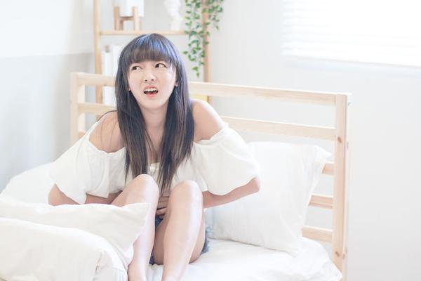 月经出现三个问题请注意,月经连续不断的来是什么原因