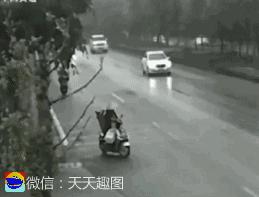 吃火锅搞笑瞬间,吃火锅搞笑图蘑菇头