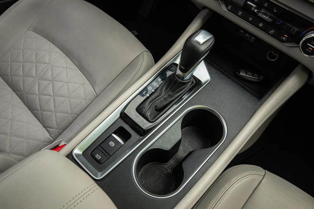 天籁2.0发动机和凯美瑞2.0哪个好,德系2.0T发动机