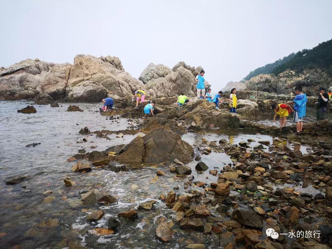 这座海中小岛与秦始皇有关，去的人很少，原生态未开发