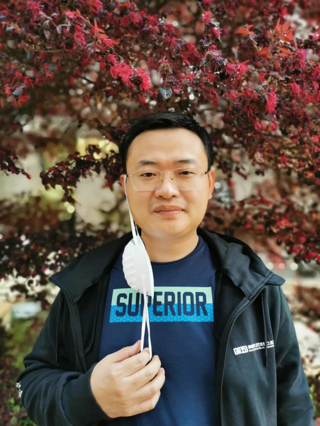 致敬2020每一个逆行的背影,回顾2019年消防员最美逆行背影