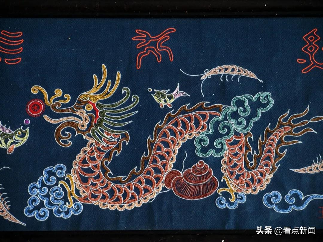 纯手工水族马尾绣,水族马尾绣传承千年的活化石