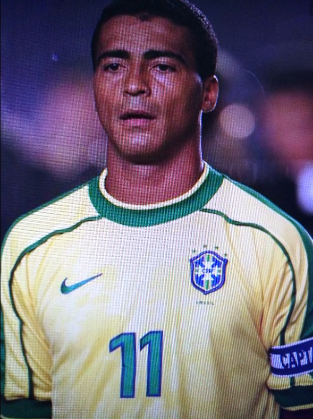 世界足坛近代巨星,世界足坛现役史上十大巨星排名