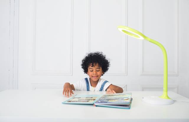 怎样选学生护眼台灯,学生护眼台灯如何选择