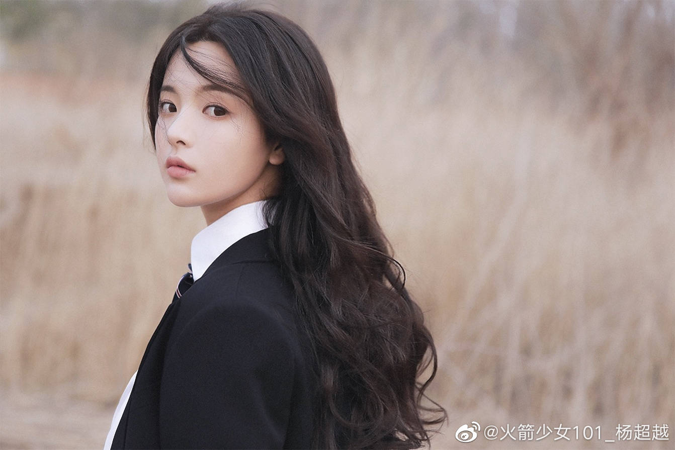 杨超越吐槽圈内人,杨超越吐槽明星