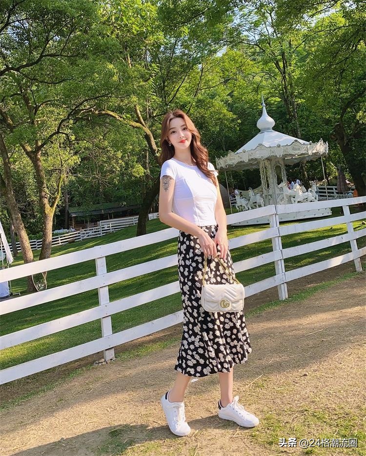 黑色百搭链条包轻奢,轻奢链条包斜挎