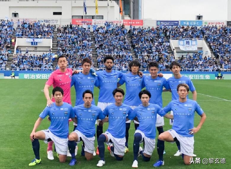 横滨fc俱乐部续约三浦知良,中村俊辅三浦知良球衣