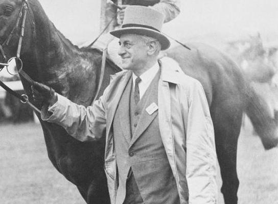 香奈尔背后的超低调家族，这次没法低调了