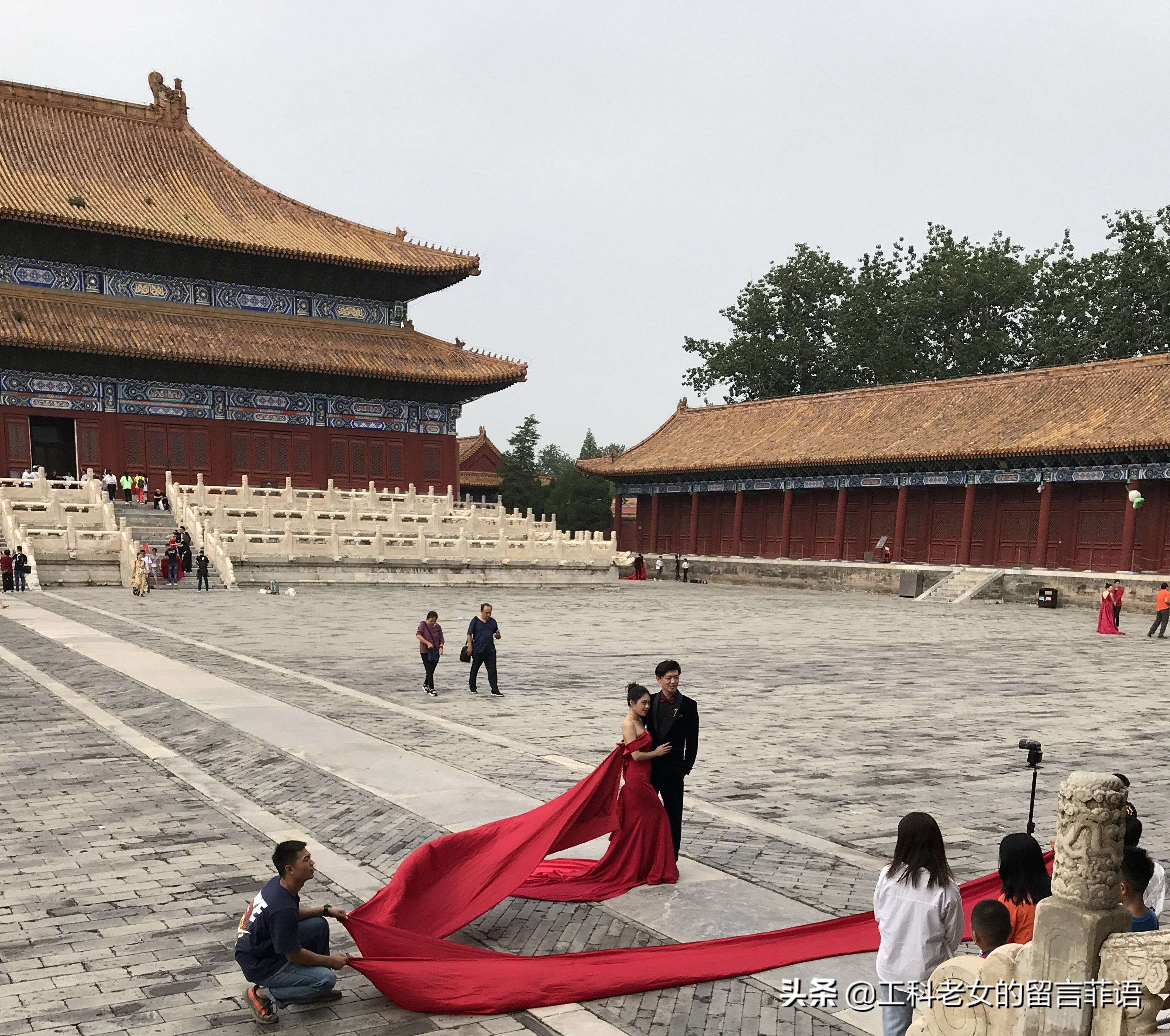 比太和殿更大的寺庙,太庙和太和殿对比图