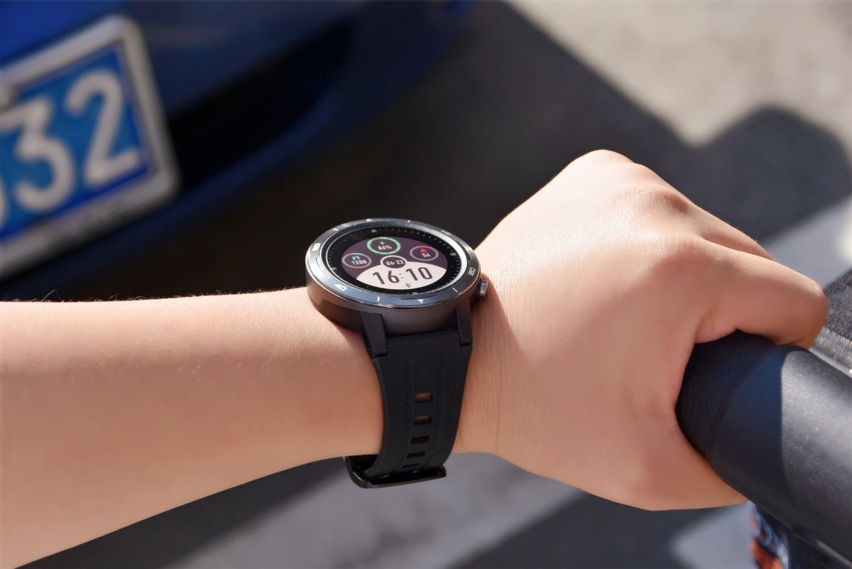 咕咚x3-re运动手表准吗,咕咚x3运动手表怎么样