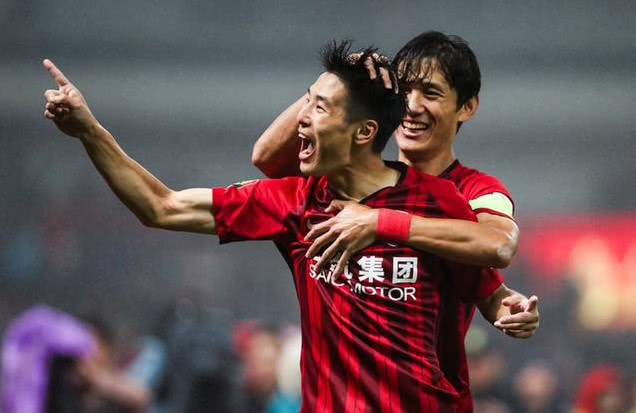 被嘲讽白斩鸡,白斩鸡被怼恼羞成怒