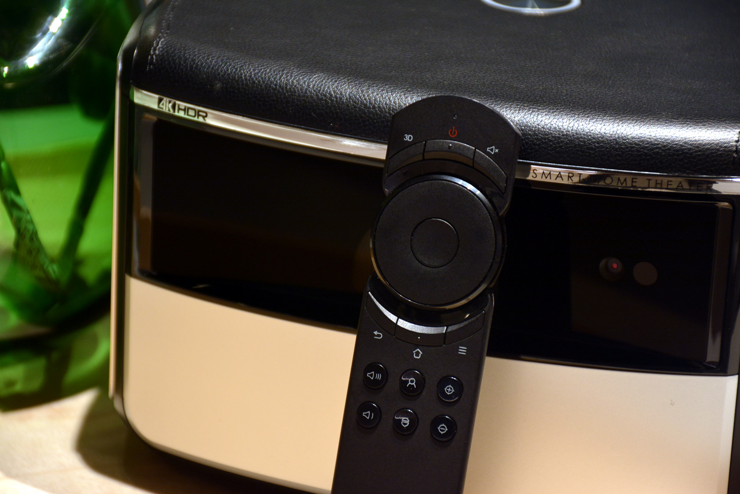 坚果4k超高清投影仪,坚果j10和当贝x3投影哪个好