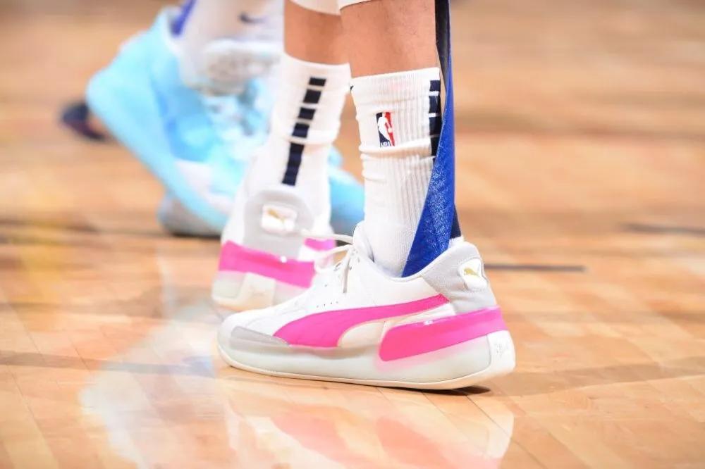 nba球星上脚球鞋22-23,掘金勇士季后赛上脚球鞋