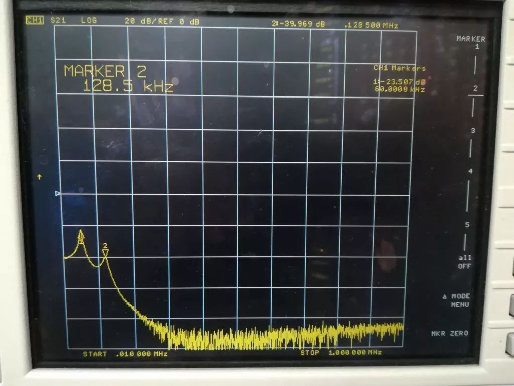 ​对付电台LED电磁干扰，他们改造五金店的EMC电磁滤波器来解决