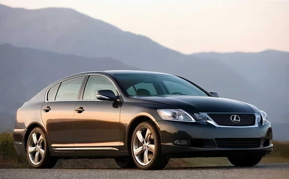 奔驰哪款车最值得入手2023款,入门级奔驰哪一款二手车值得购买