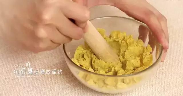 金牌育儿嫂爱做的3种蒸蛋糕,金牌育儿嫂宝宝三个月视频