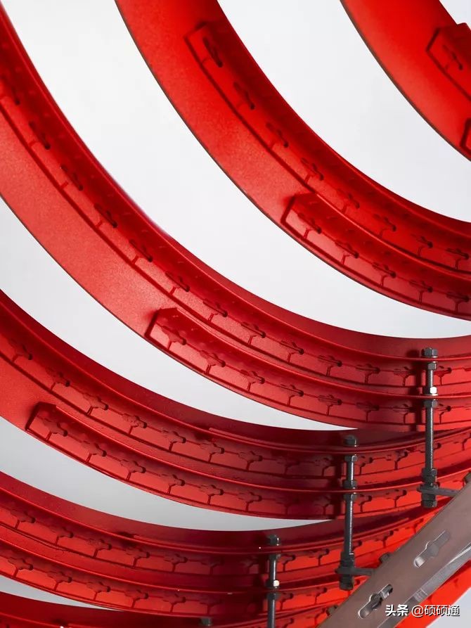 有创意的装置艺术作品图片,有创意的装置艺术作品