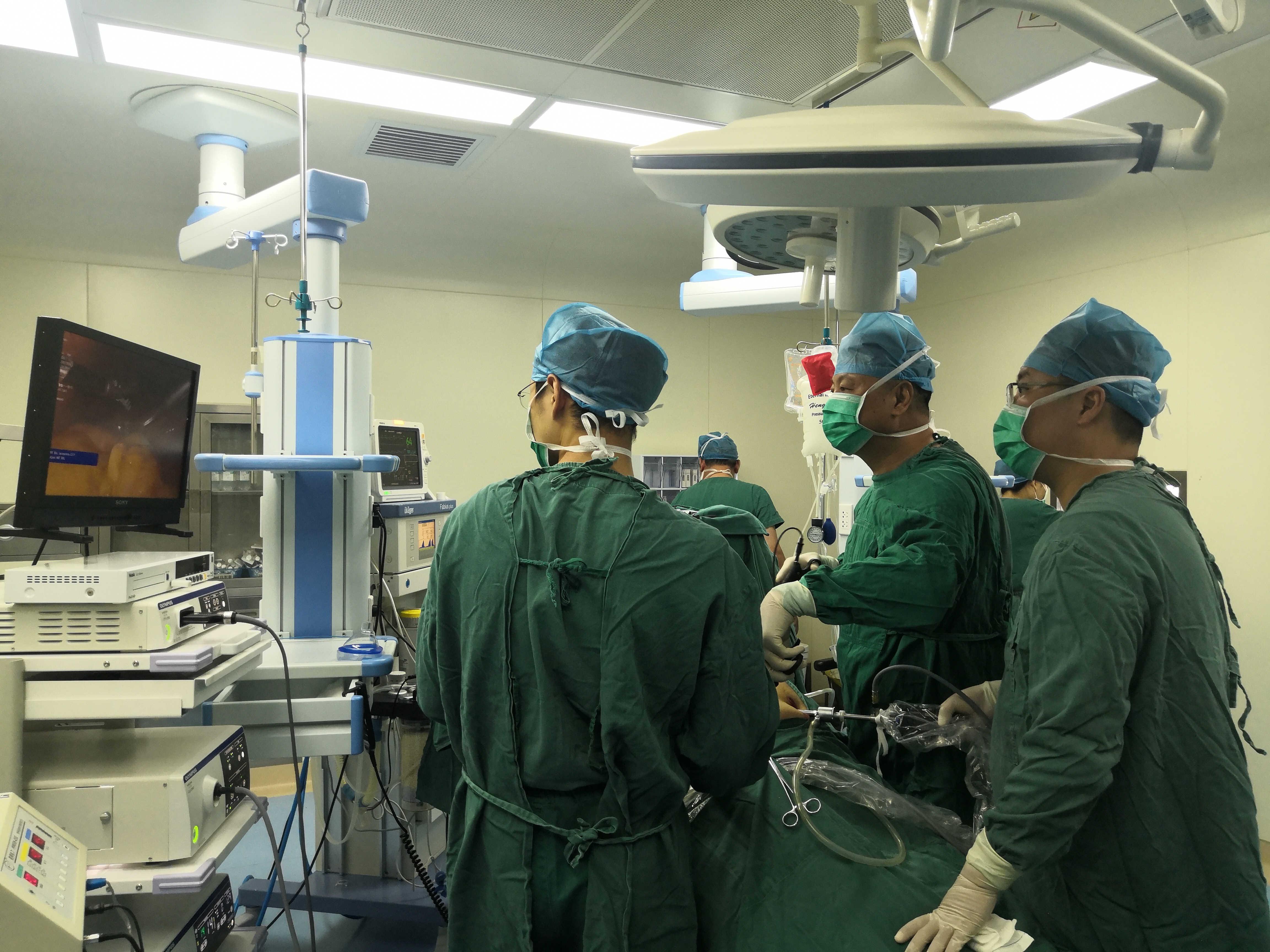 89岁老人腹部疼痛？已致危重！胃病？不，这是胆囊炎