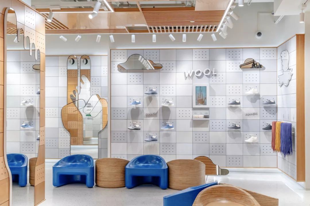 一双899鞋子，两年狂赚9亿，这才是商业模式的秘密