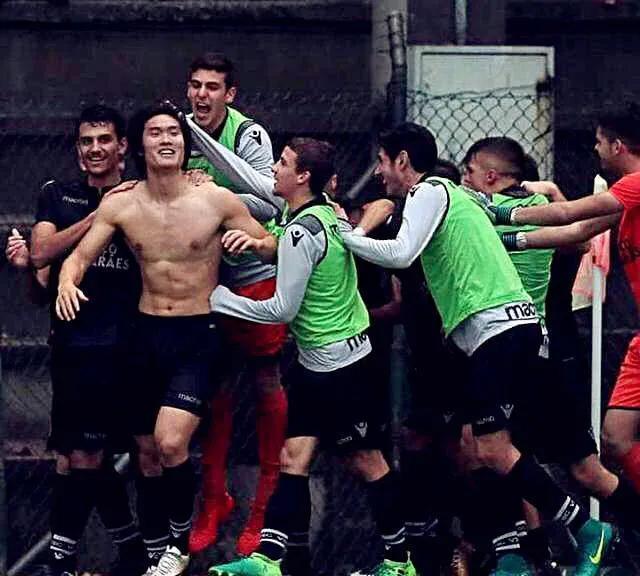 国足队员身材比拼,国足与国外强队身材对比