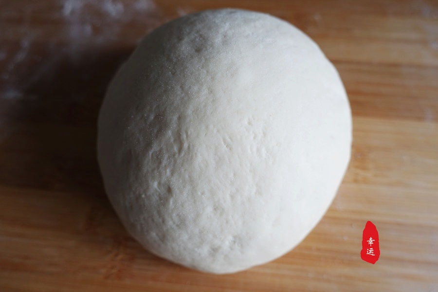 又白又大汁水四溢的包子,又软又好吃的包子