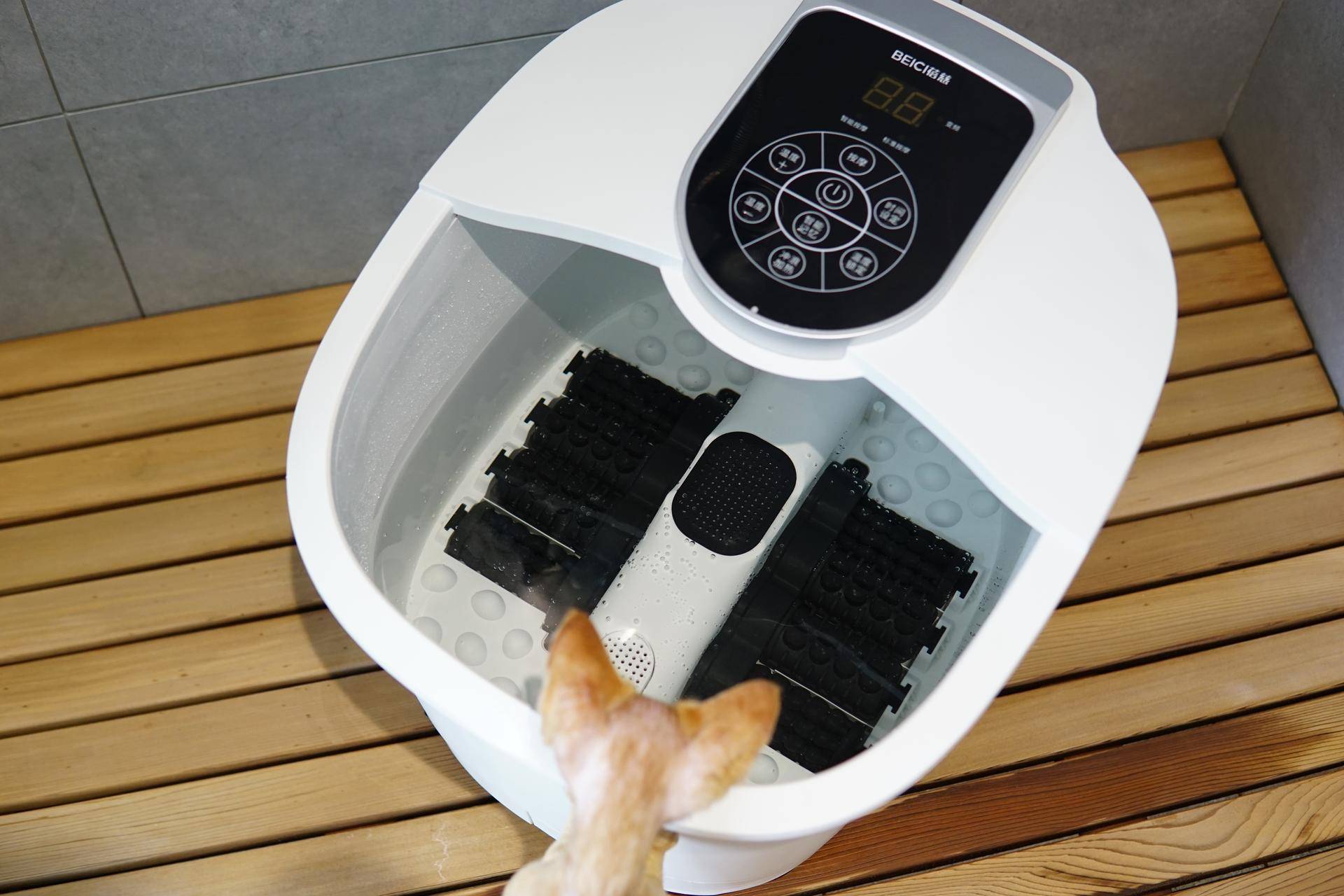 泡脚桶如何选择不鸡肋,泡脚桶真的有用吗