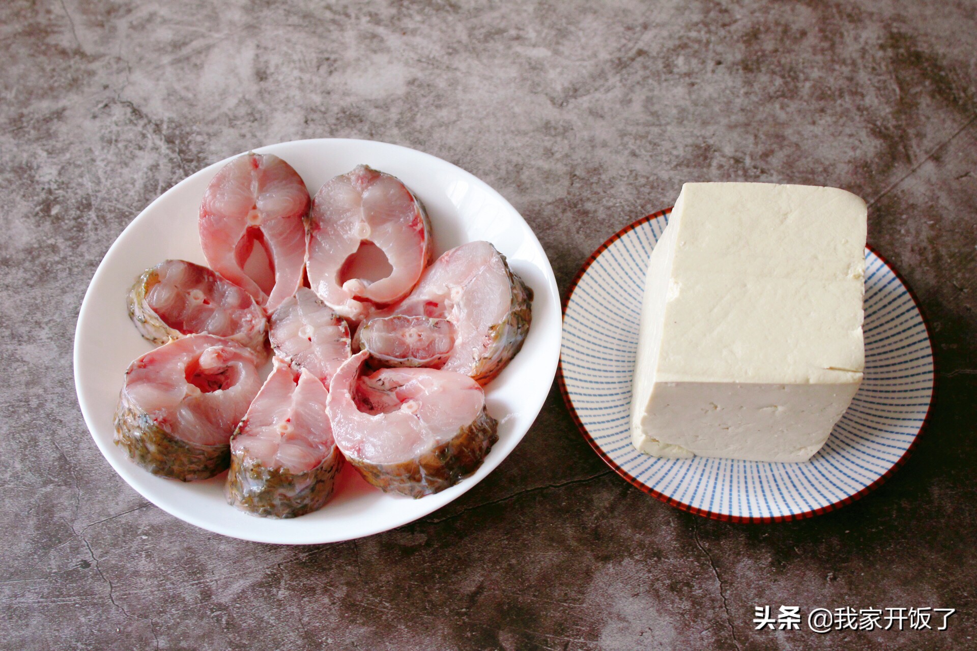 黄骨鱼炖豆腐汤汁浓郁味道鲜美,鱼炖豆腐怎么炖才能好喝