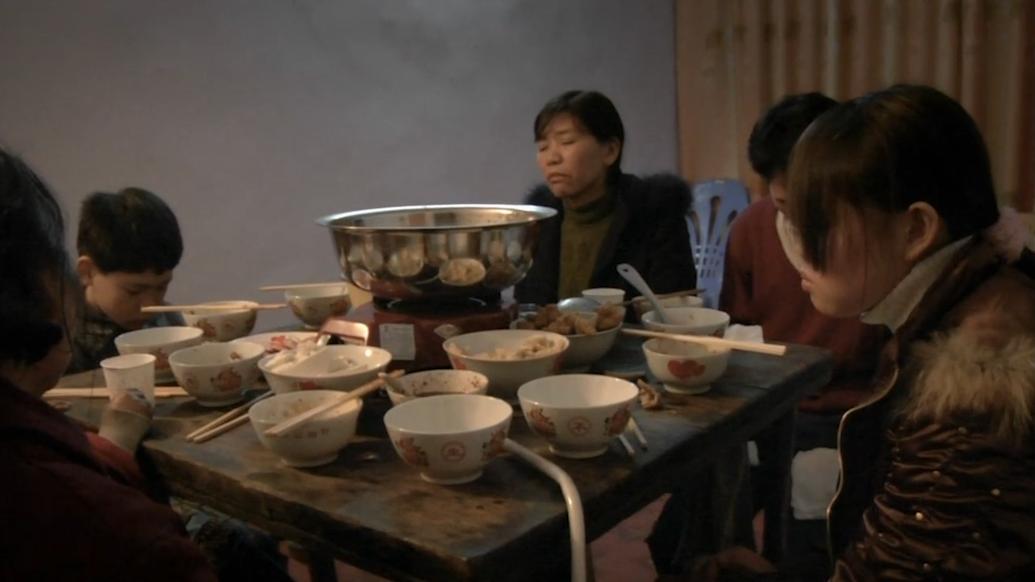 2001年农民工返乡纪录片,专门为农民工拍的纪录片