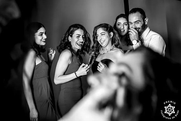 100寮犳渶鏂拌幏濂栧绀肩収,33涓幏濂栫殑濠氱ぜ鐓х墖瀹屽叏鍚稿紩鐪肩悆