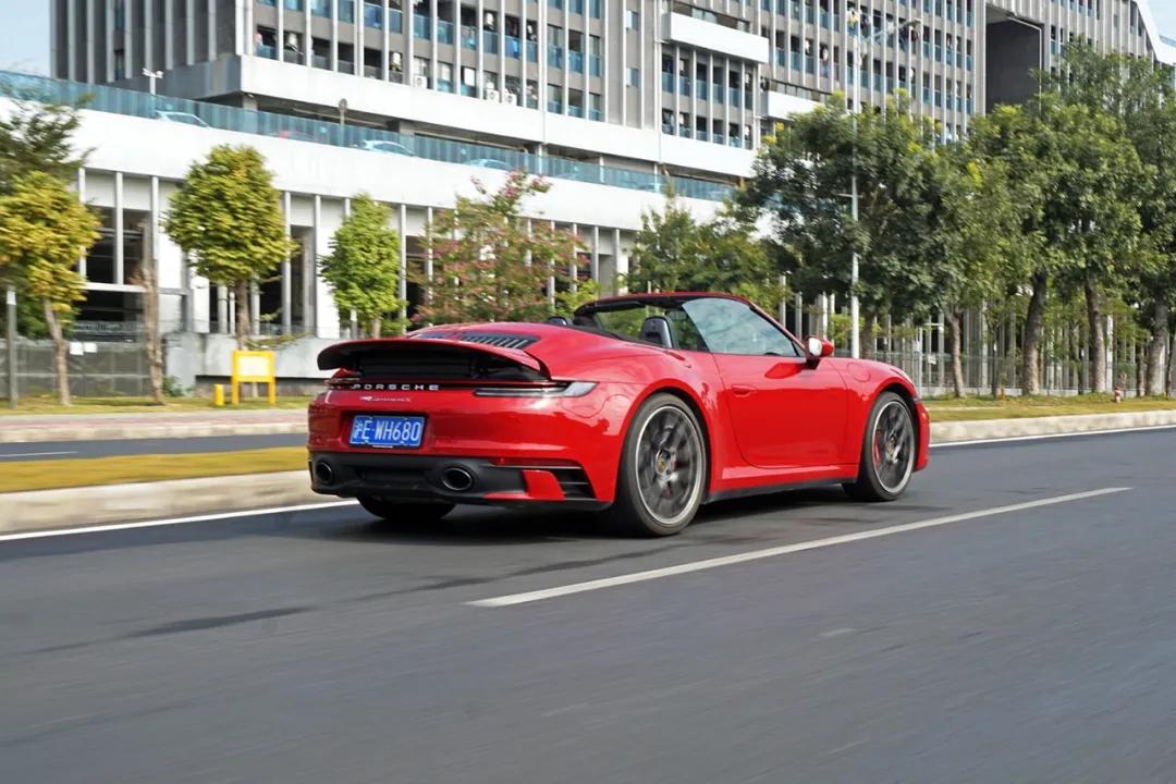 保时捷全新9114s性能测试,保时捷911carrera4s敞篷