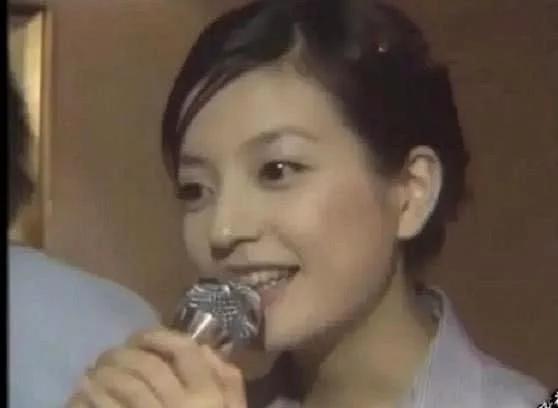 赵薇年轻的时候唱歌,赵薇早年拍还珠