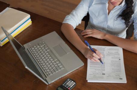 汽车4s店服务费,4s店收取金融服务费怎么交税