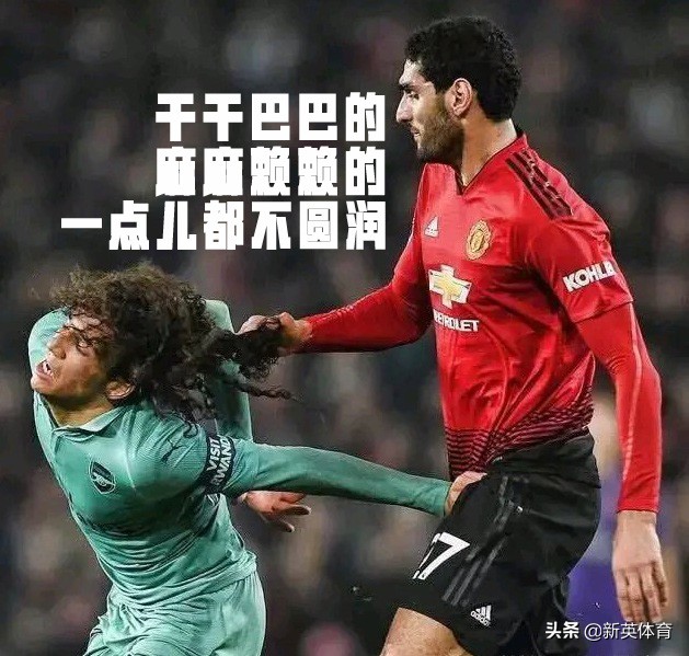 发型留腻了,发型留长发