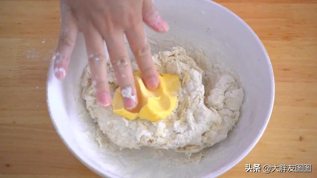 奶油卷怎么做简单又好吃,奶油卷怎么做松软好吃