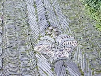 小鹅卵石路面是怎么铺装的,鹅卵石铺装路面方法