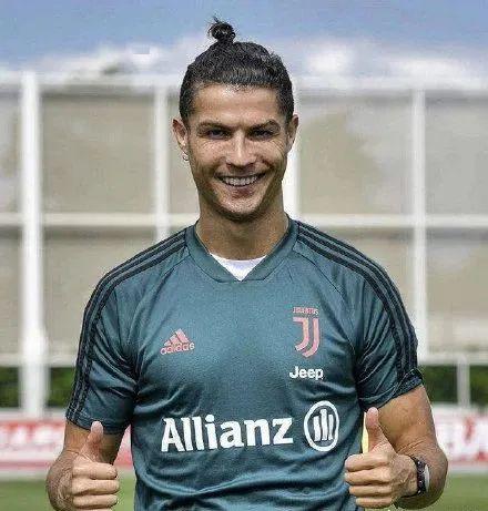 内马尔和c罗的庆生,c罗内马尔同一天生日