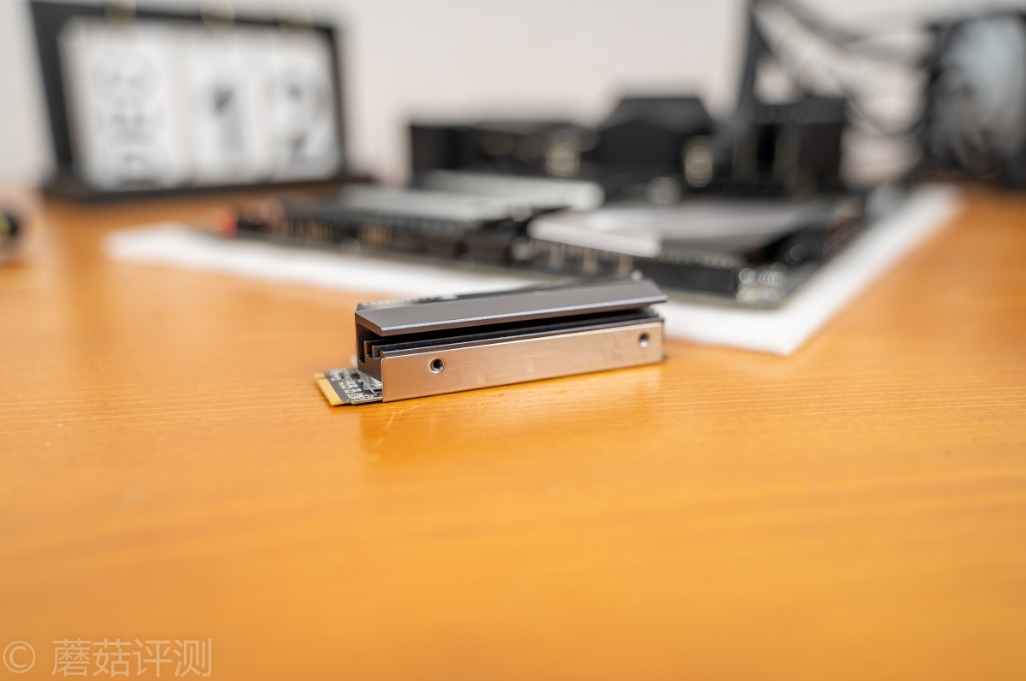 乔思伯m.2散热,乔思伯m2固态