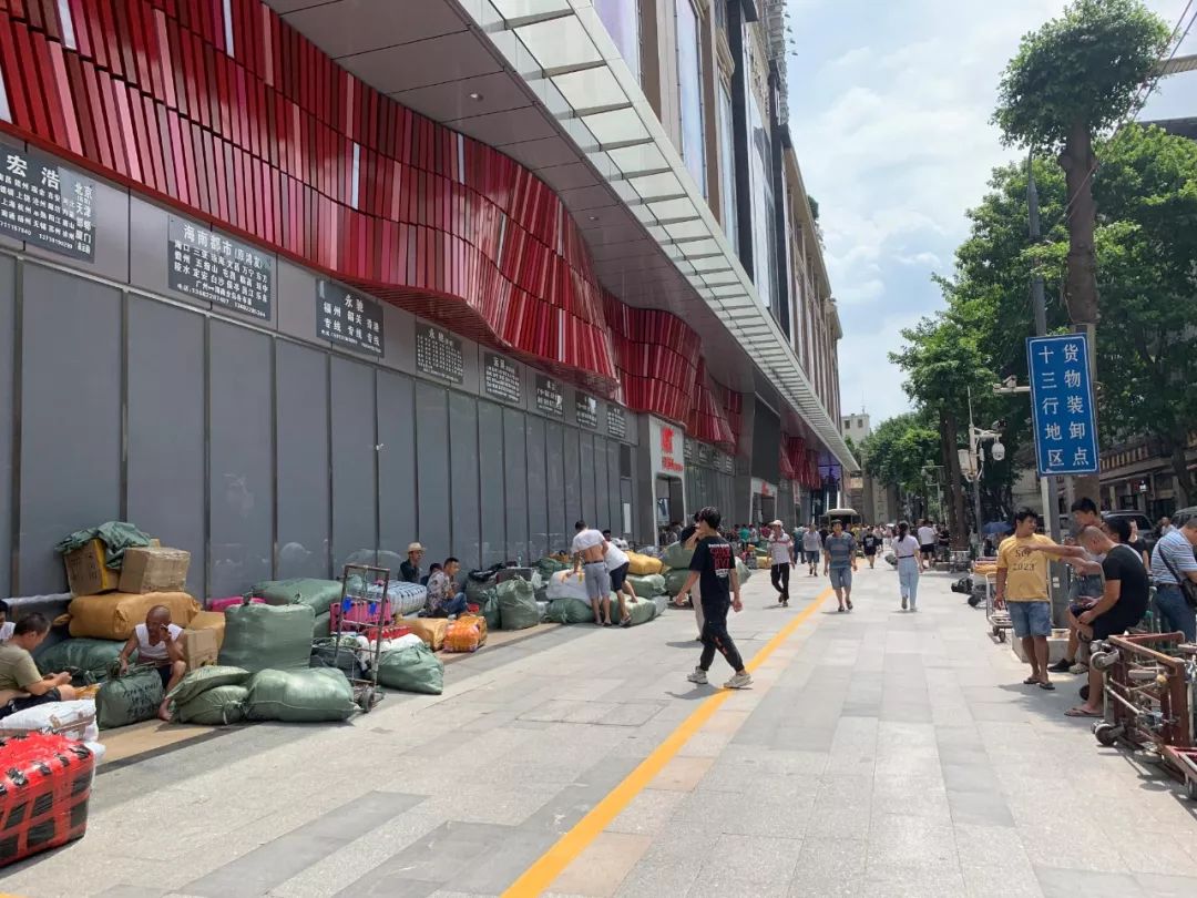 3平方店面租金90万一个月,广州3000平店铺出租