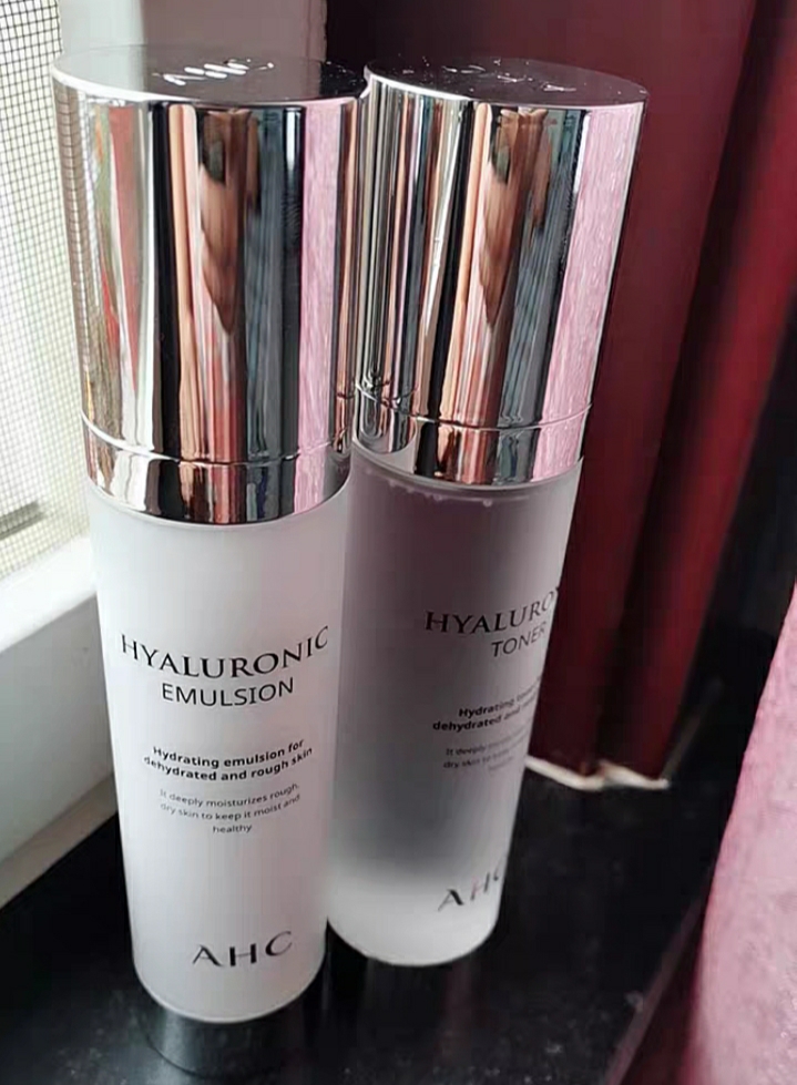 买贵不如选对,AHC神仙水,调节水油均衡不粘腻