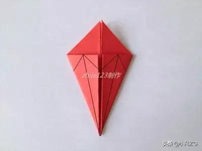 用卫生纸折康乃馨而且还不用铁丝,怎样折康乃馨最简单只需一张纸