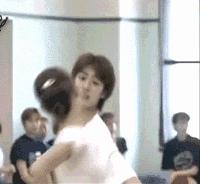 雌雄同体,美貌无敌,全日本女人最想嫁的人,却不婚不育不恋爱