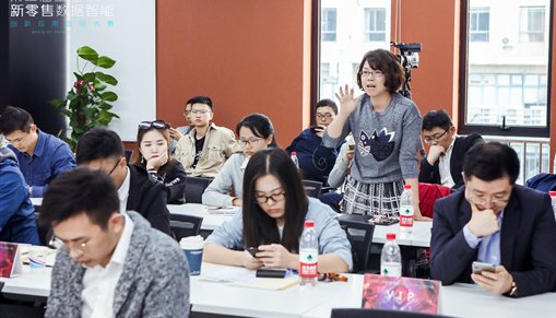 优优超购阜阳运营中心,优优超购智慧社区超市